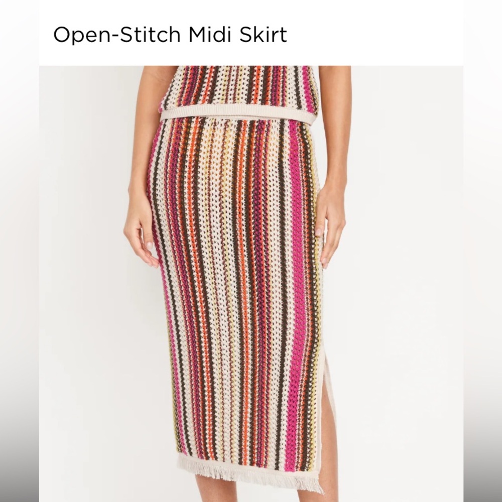 NWT- Xl old navy open stitch skirt / crochet swim cover